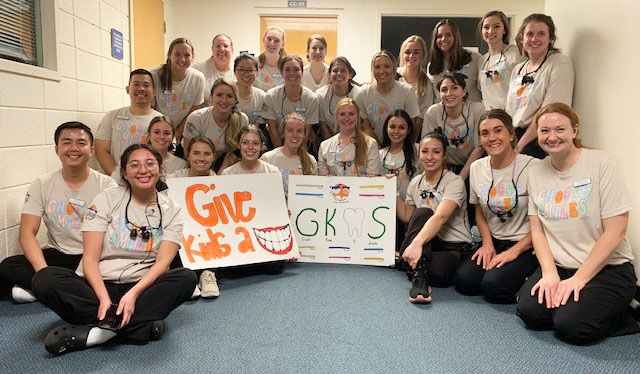 Dental Hygiene Students 2022 Give Kids a Smile